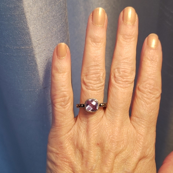 Sterling 925 Silver amethyst and marcasite ring - Picture 1 of 5